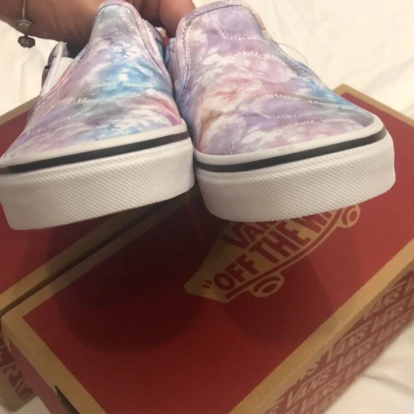 NIB Vans Asher Heart Tie Dye Slip-On Shoes (Big girls sizes) - Picture 10 of 12